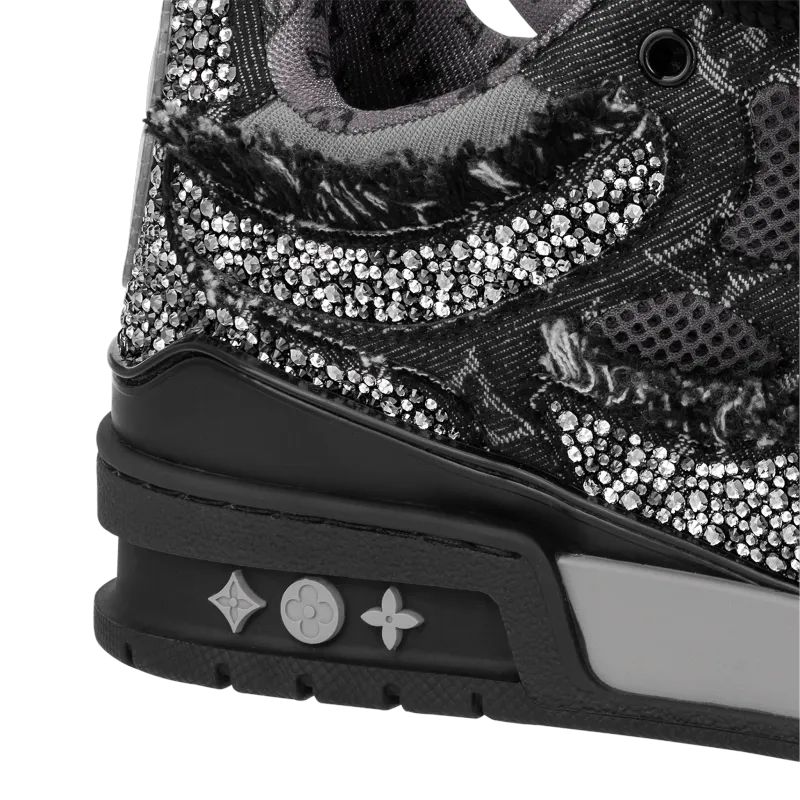 BLACK AND GREY LV SKATE