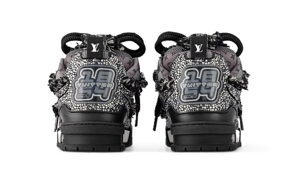 BLACK AND GREY LV SKATE